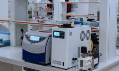 Výběr vakuového koncentrátoru odstředivky